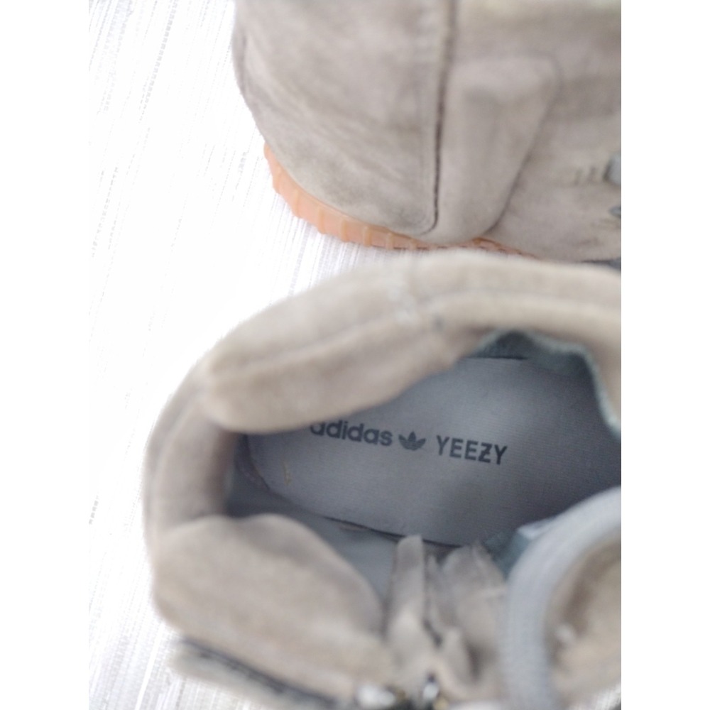 Adidas Yeezy Boots 750 Grey Gum Men 6.5 Glow In The Dark Sneakers - Picture 6 of 8
